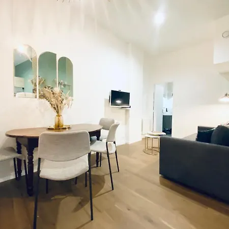 Charite 1 - 2 Bedrooms - Place Bellecour Διαμέρισμα *